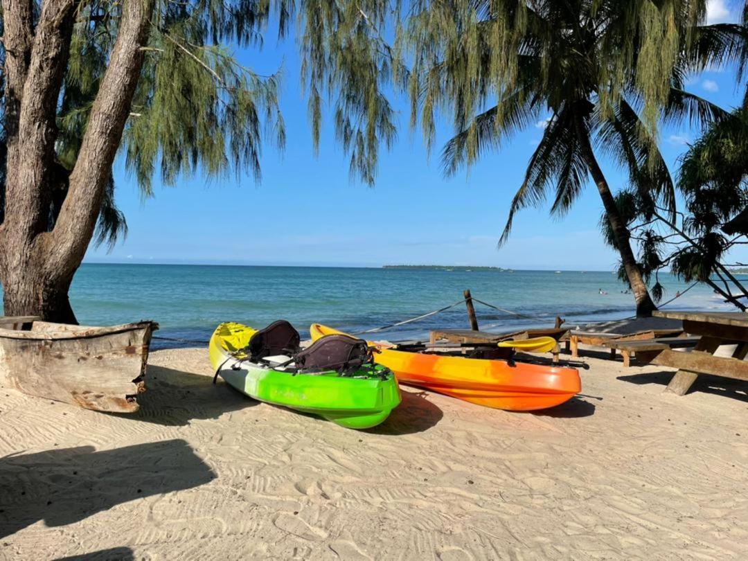 Mikadi Beach Camp & Backpackers Albergue Dar es Salaam Exterior foto