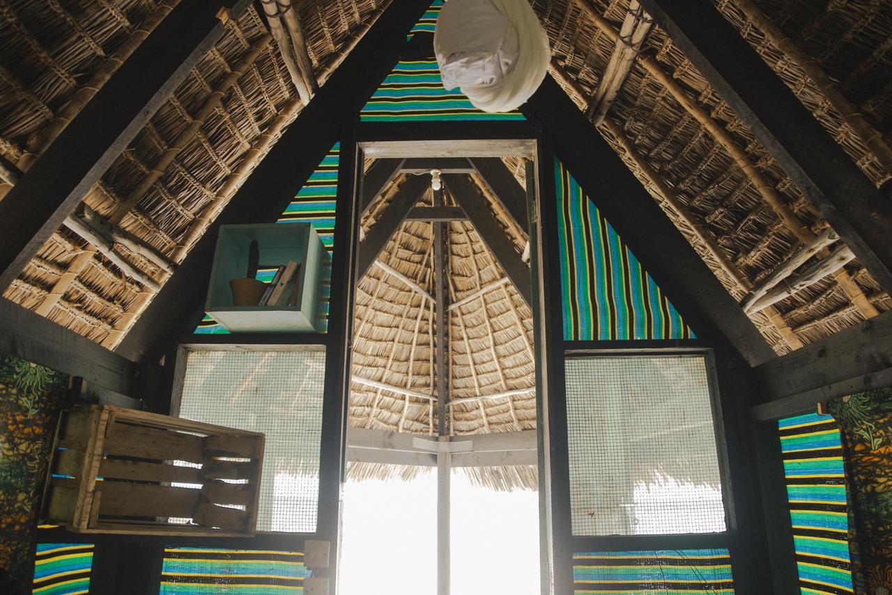 Mikadi Beach Camp & Backpackers Albergue Dar es Salaam Exterior foto